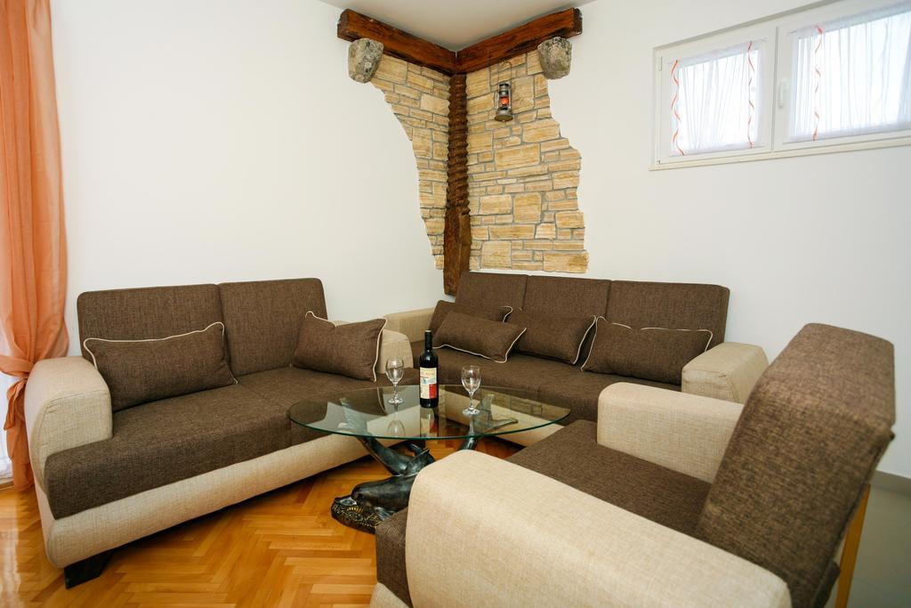 Apartments Intrada بودْسْتغانا المظهر الخارجي الصورة
