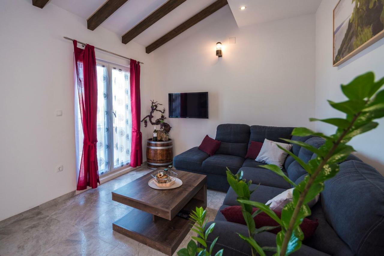 Apartments Intrada بودْسْتغانا المظهر الخارجي الصورة