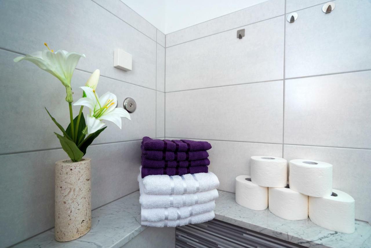 Apartments Intrada بودْسْتغانا المظهر الخارجي الصورة