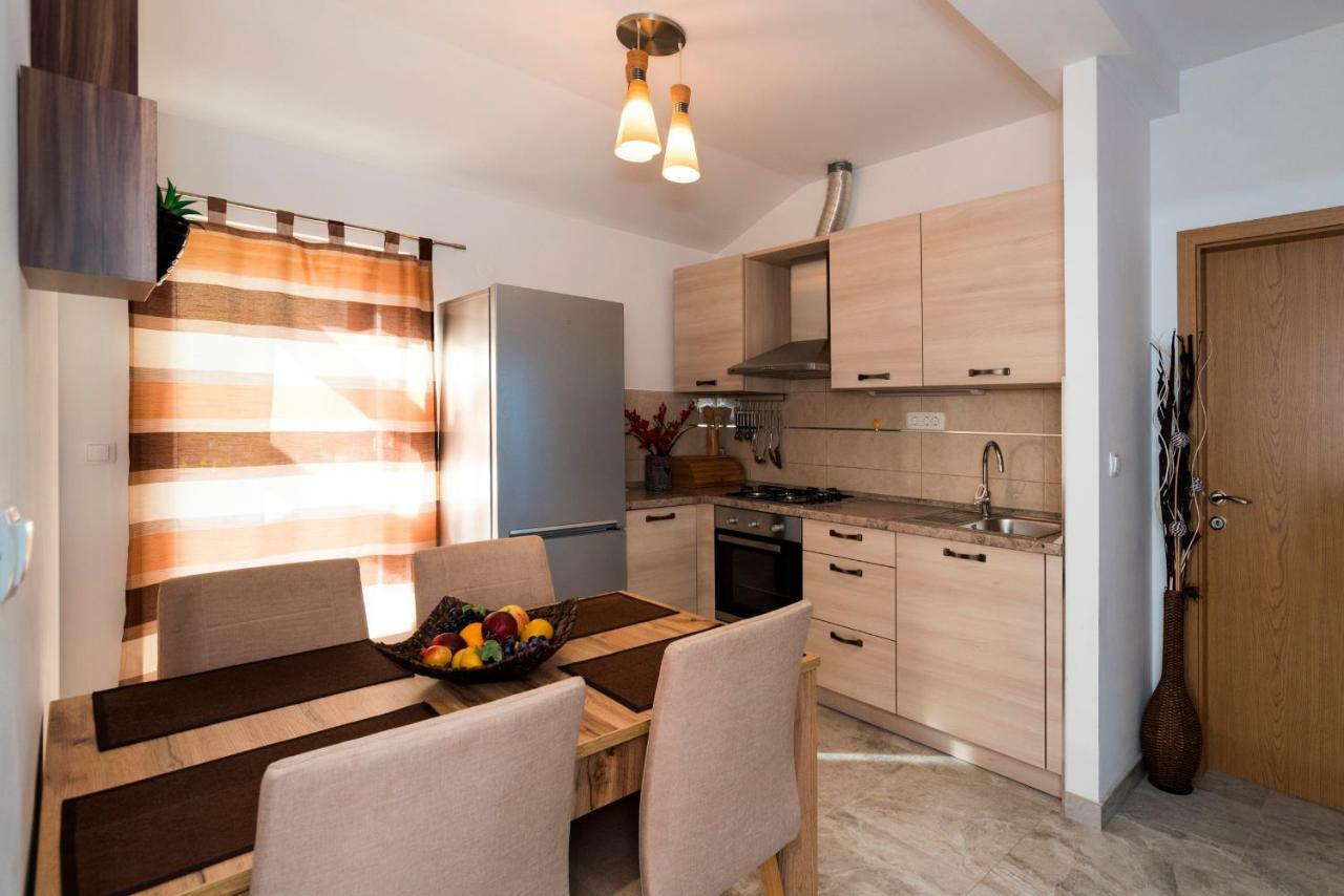Apartments Intrada بودْسْتغانا المظهر الخارجي الصورة